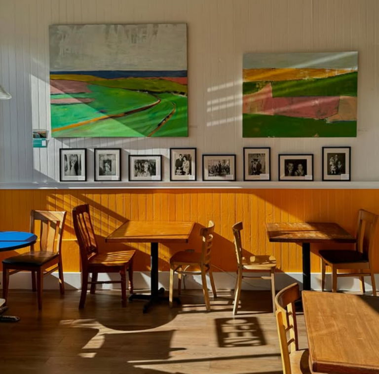 Charlies Cafe 768x758