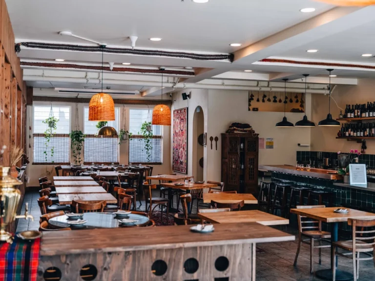 Komaaj Interior 768x576