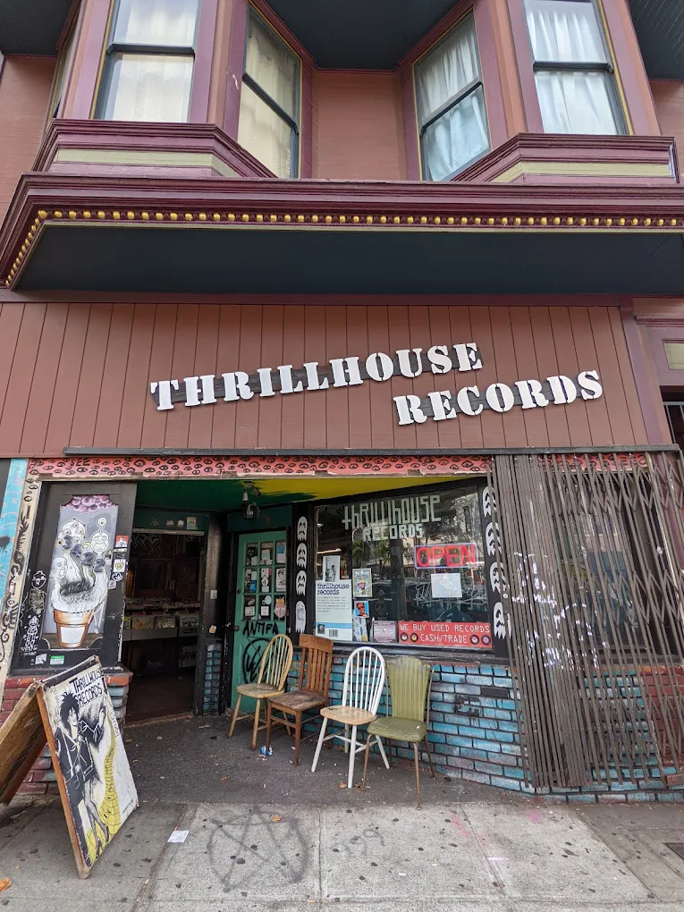 Thrillhouse Records Facade